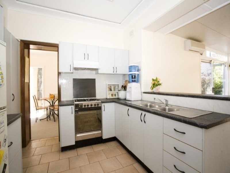 4 Higherdale Avenue, Miranda NSW 2228