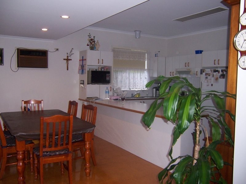 6 Kirrawee Avenue, Kirrawee NSW 2232