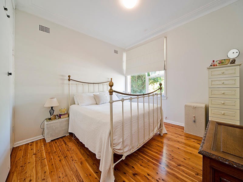 16 Tyalla Avenue, Frenchs Forest NSW 2086