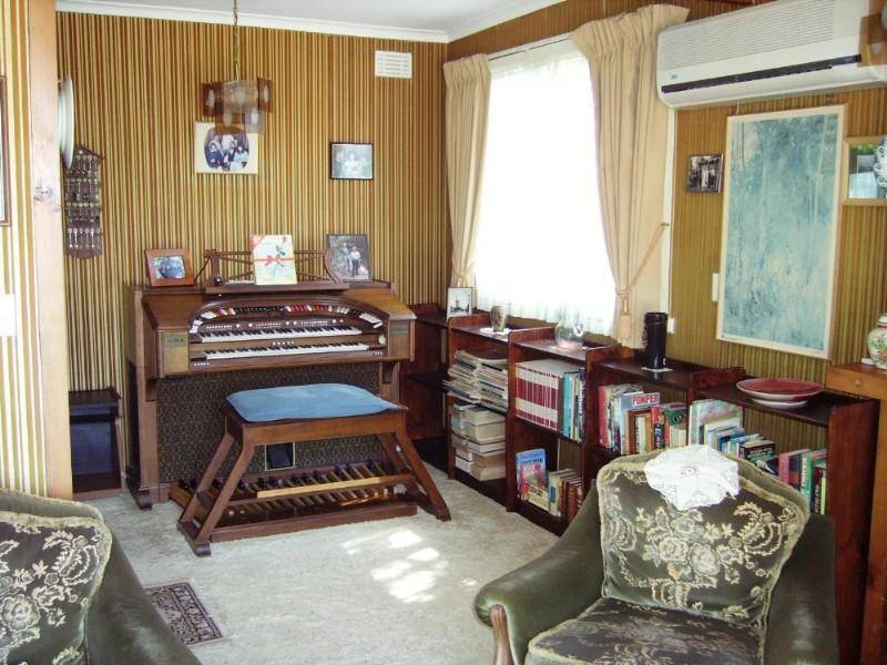15 Princes Domain Drive, Hallam VIC 3803