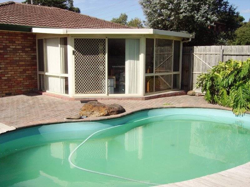 10 Donelly Road, Hallam VIC 3803