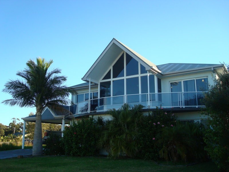 25 Seaview Street, Diamond Beach NSW 2430