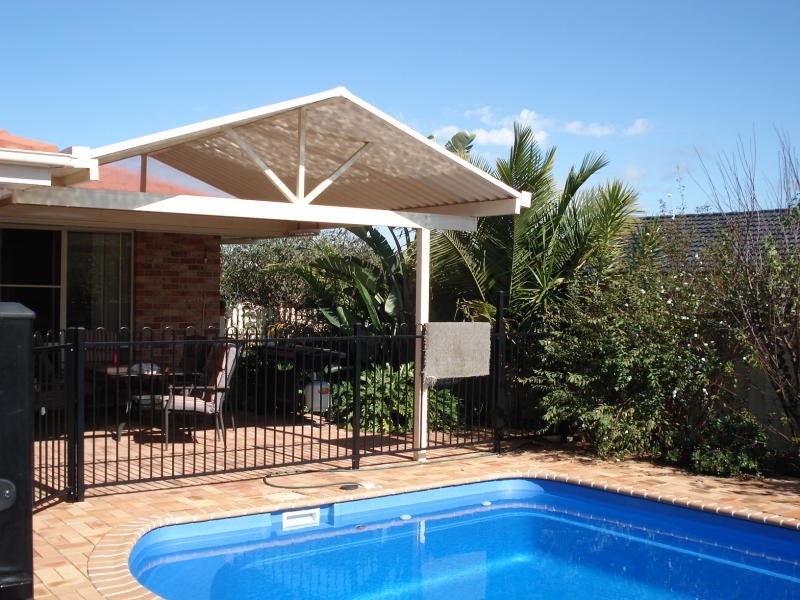 15 Bellevue Place, Hallidays Point NSW 2430