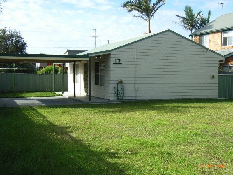 17 Anniversary Drive, Diamond Beach NSW 2430
