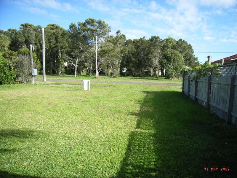17 Anniversary Drive, Diamond Beach NSW 2430