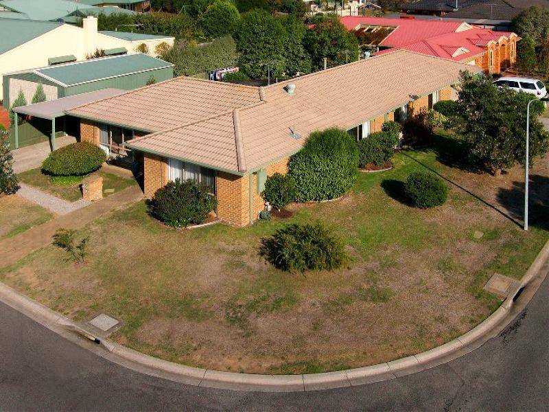 5 Mondana Way, Mount Martha VIC 3934