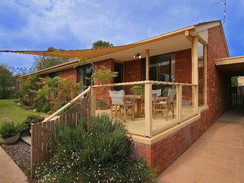 24 Carnoustie Grove, Mornington VIC 3931