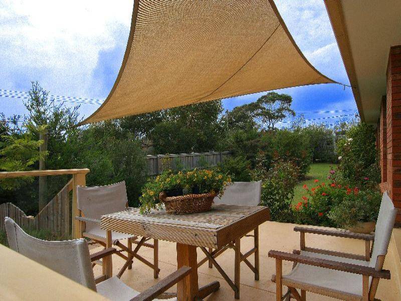 24 Carnoustie Grove, Mornington VIC 3931