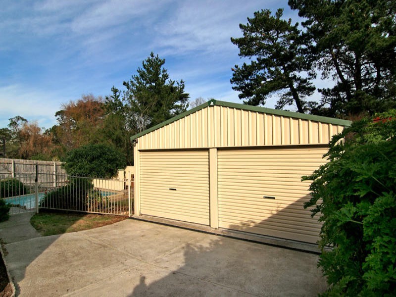 77 Richardson Drive, Mornington VIC 3931