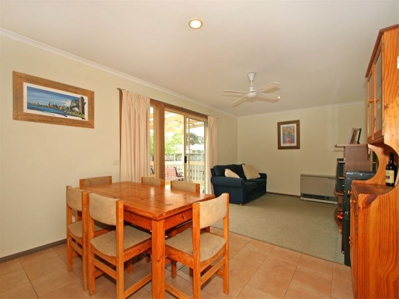 8 Gurners Lane, Mount Martha VIC 3934
