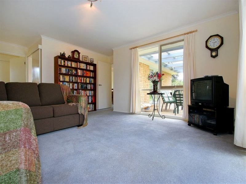 12 Golf Course Circle, Safety Beach VIC 3936