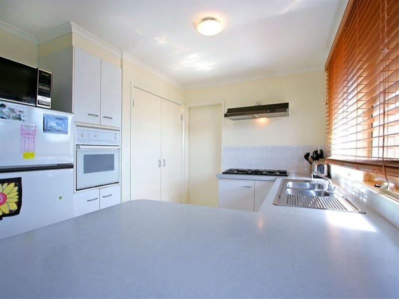 12 Golf Course Circle, Safety Beach VIC 3936