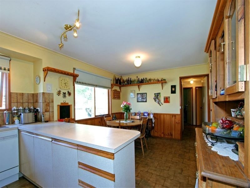 136 Bentons Road, Mount Martha VIC 3934