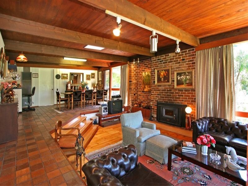 33 Mather Road, Mount Eliza VIC 3930