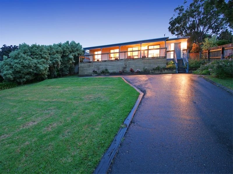 18 Panorama Drive, Mount Martha VIC 3934