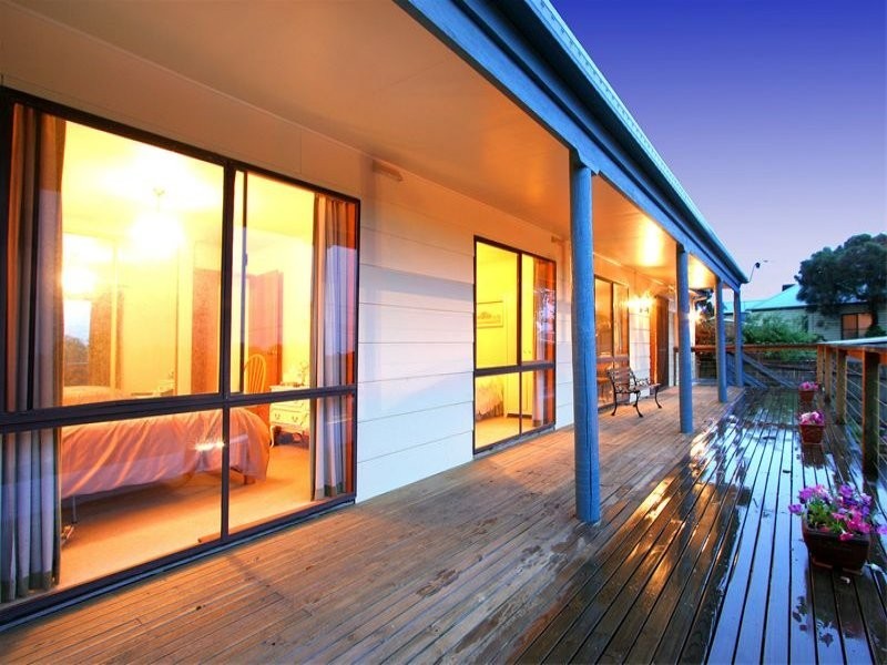 18 Panorama Drive, Mount Martha VIC 3934