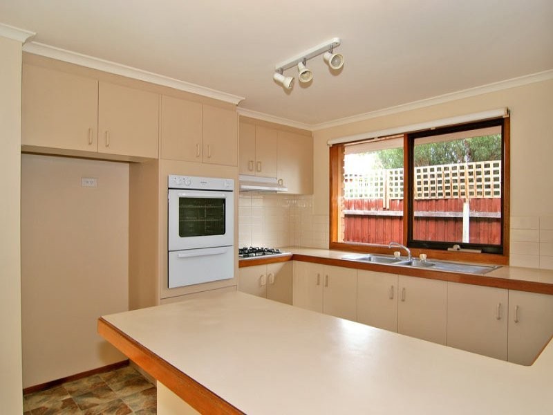 14 St Catherines Court, Mornington VIC 3931