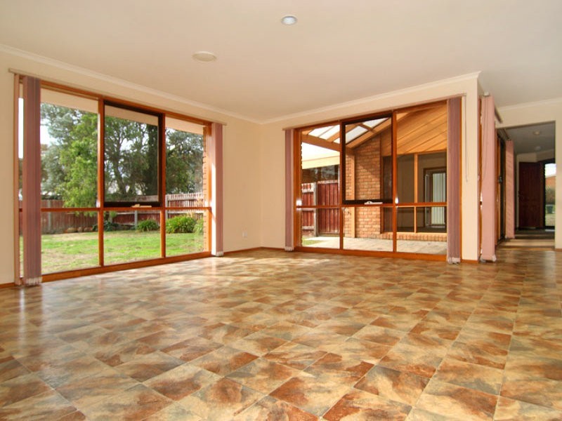 14 St Catherines Court, Mornington VIC 3931