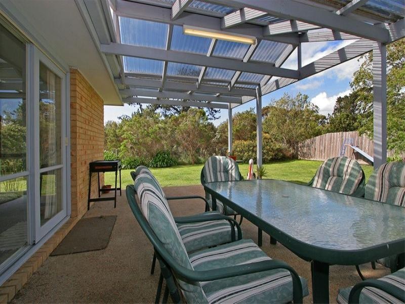 12 Golf Course Circle, Safety Beach VIC 3936