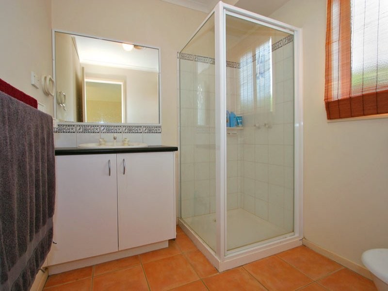 4 Durham Drive, Mornington VIC 3931