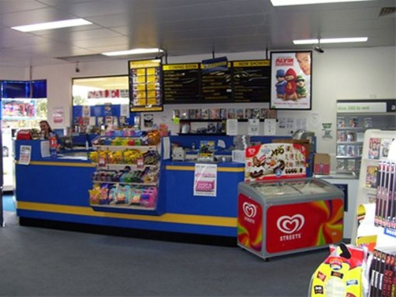 Shop 8, 13 Eramosa Road West, Somerville VIC 3912