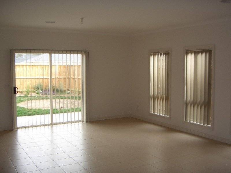 70 Baigent Avenue, Doreen VIC 3754