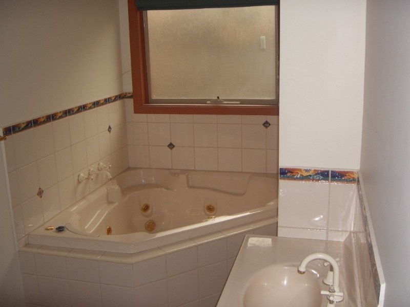 38 Princes St, Watsonia VIC 3087