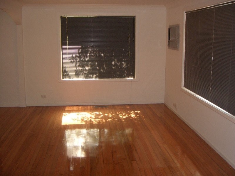 35 Anderson Pde, Bundoora VIC 3083
