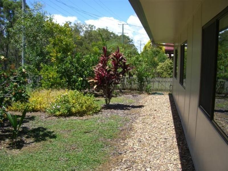 89 Pulgul Street, Urangan QLD 4655