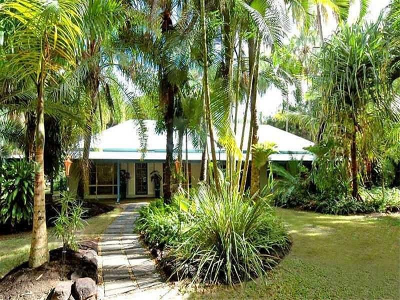 18 Pristine Place, Dundowran Beach QLD 4655