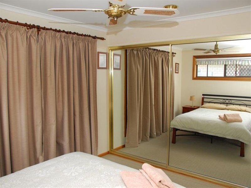 23 Margaret Street, Urangan QLD 4655