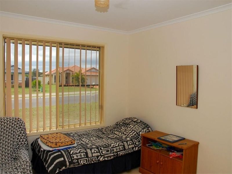 1 Spoonbill Way, Eli Waters QLD 4655