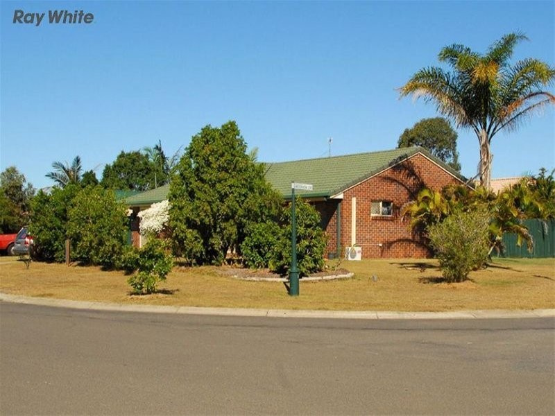 42 Bowerbird Avenue, Eli Waters QLD 4655