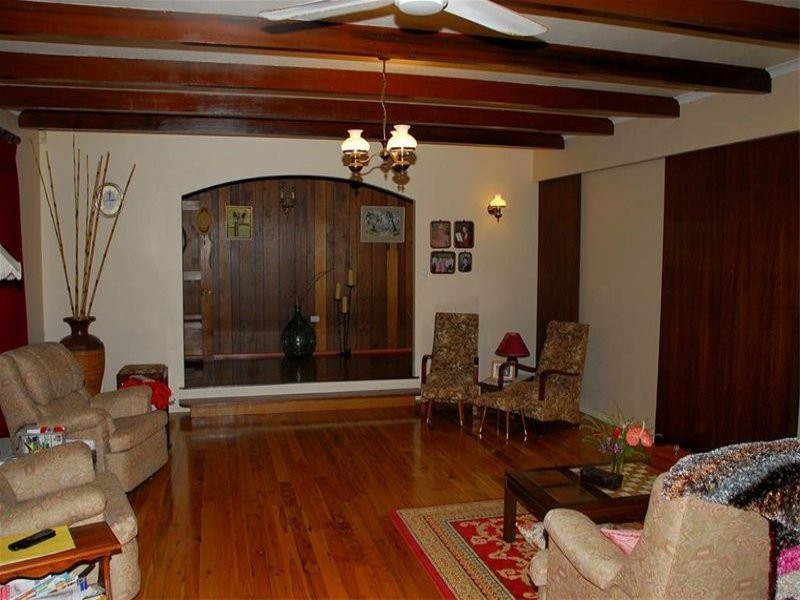 21 Corfield Street, Point Vernon QLD 4655