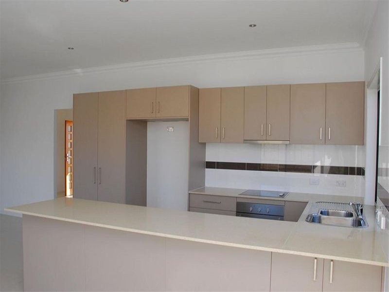 73 Samarai Drive, Kawungan QLD 4655