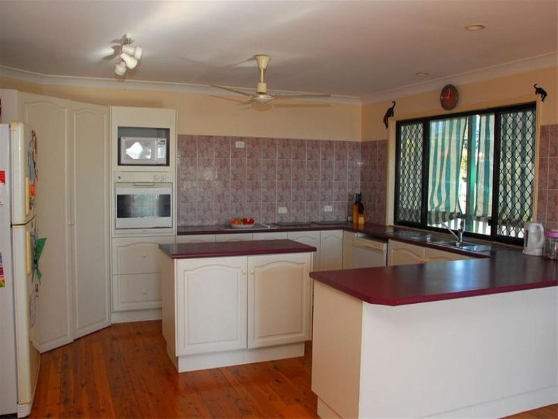 2 Ferris Avenue, River Heads QLD 4655