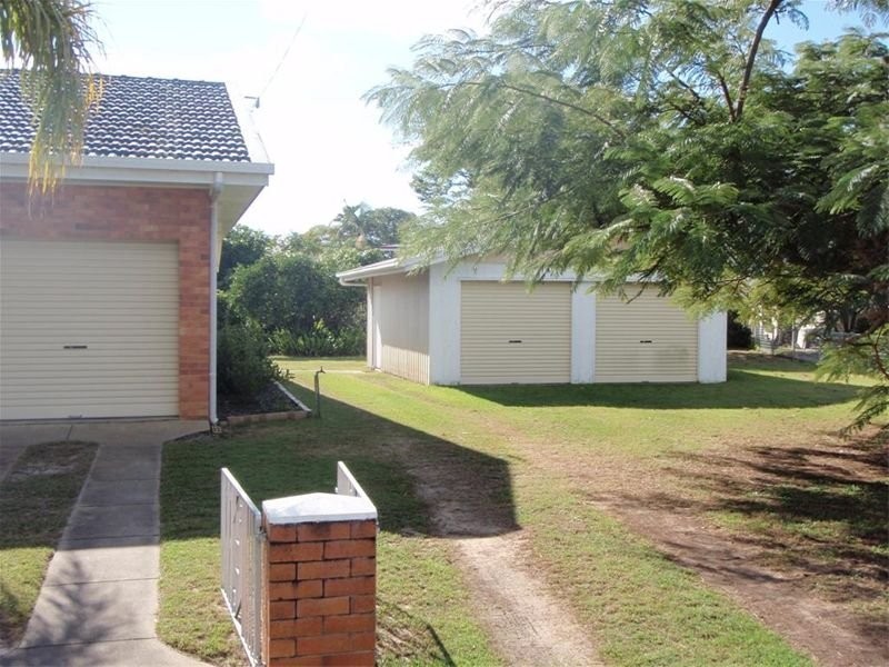 48 Ocean Street, Torquay QLD 4655