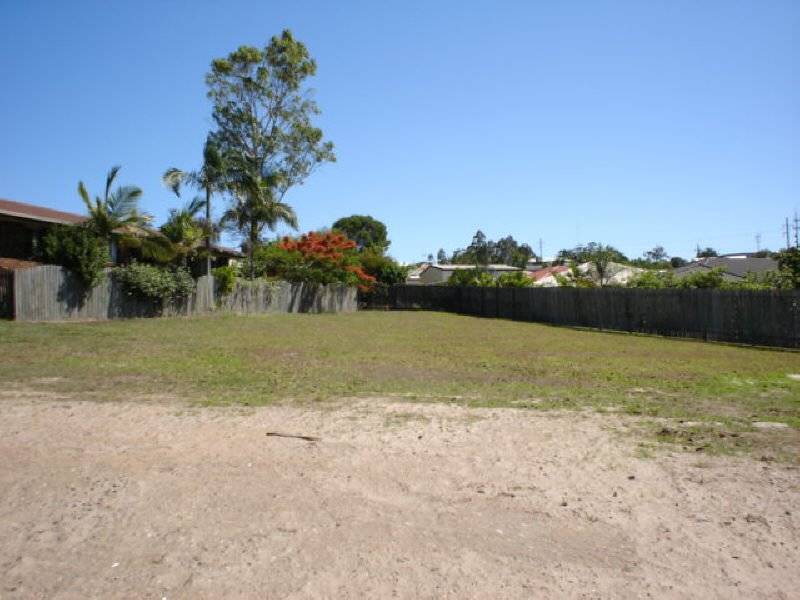11 Haydn Dr, Hervey Bay QLD 4655