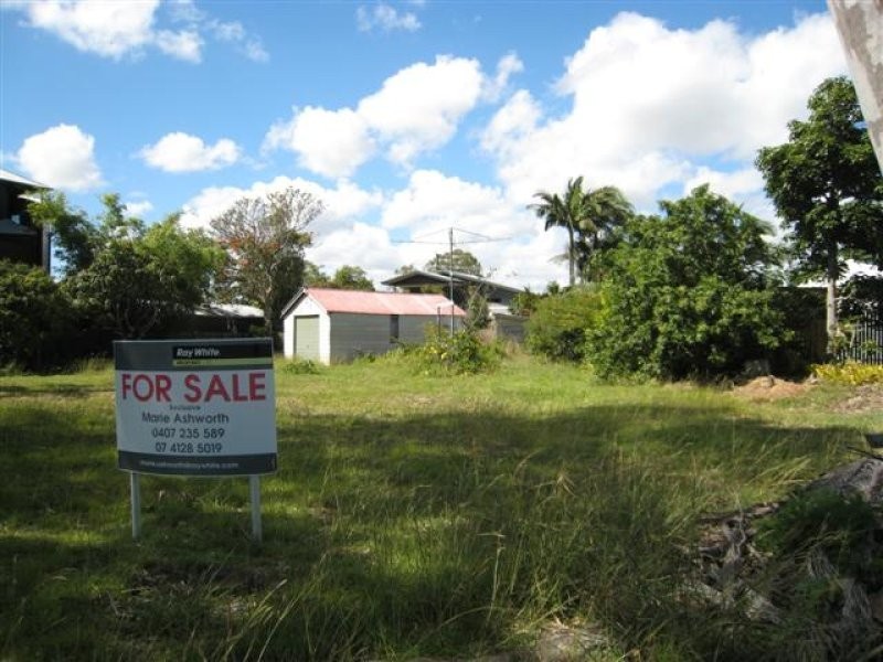 44 Esplanade, Point Vernon QLD 4655