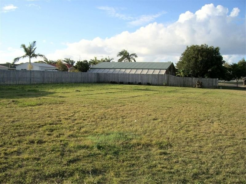 30 Deloraine Avenue, Urangan QLD 4655