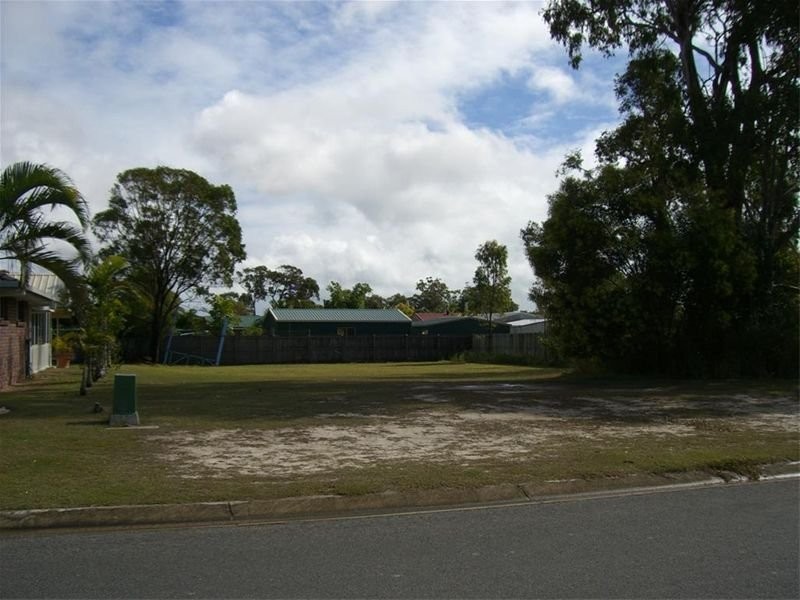 199 Pulgul Street, Urangan QLD 4655