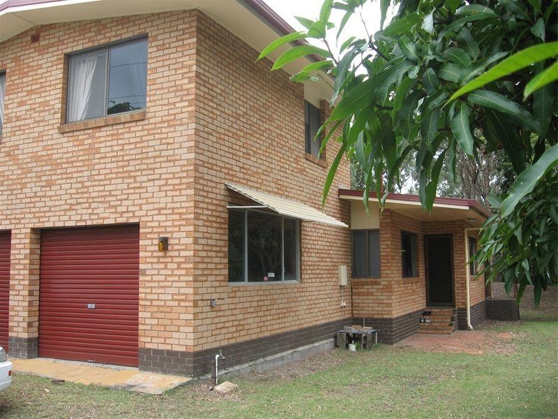 42 Kingfisher Parade, Toogoom QLD 4655