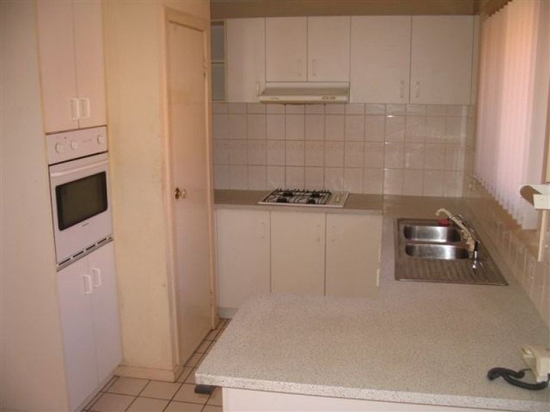 10 Brecon Nook, Craigieburn VIC 3064