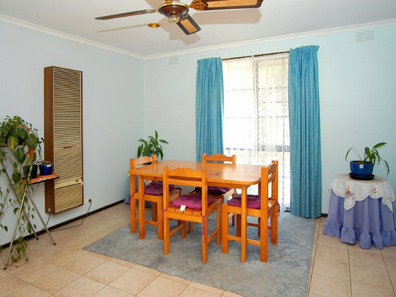 35 Bainbridge close, Craigieburn VIC 3064