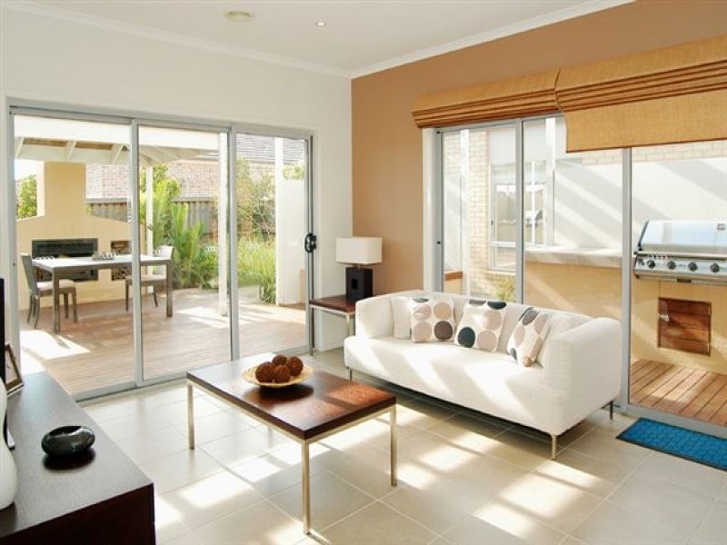 15 Grosvenor Square, Craigieburn VIC 3064