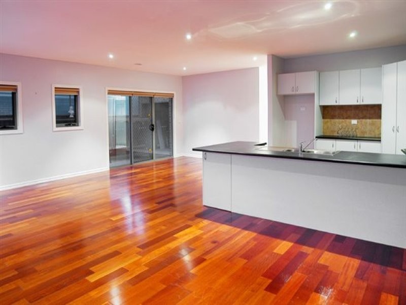 108 Malcolm Creek Parade, Craigieburn VIC 3064