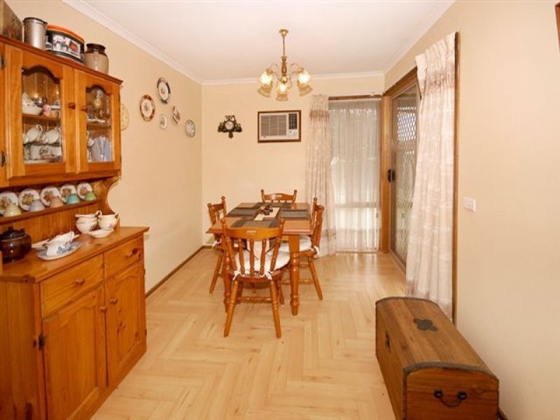 6 Telford Court, Meadow Heights VIC 3048