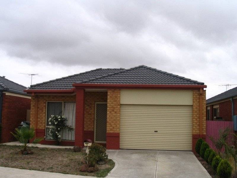 15 Crossdale Green, Craigieburn VIC 3064
