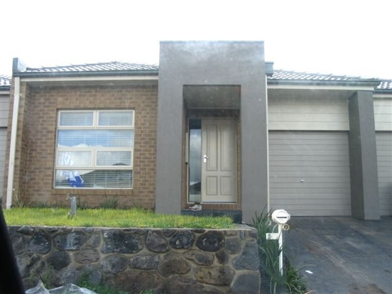 Heathcliffe Lane, Craigieburn VIC 3064