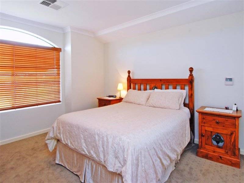 33 Benson Way, High Wycombe WA 6057